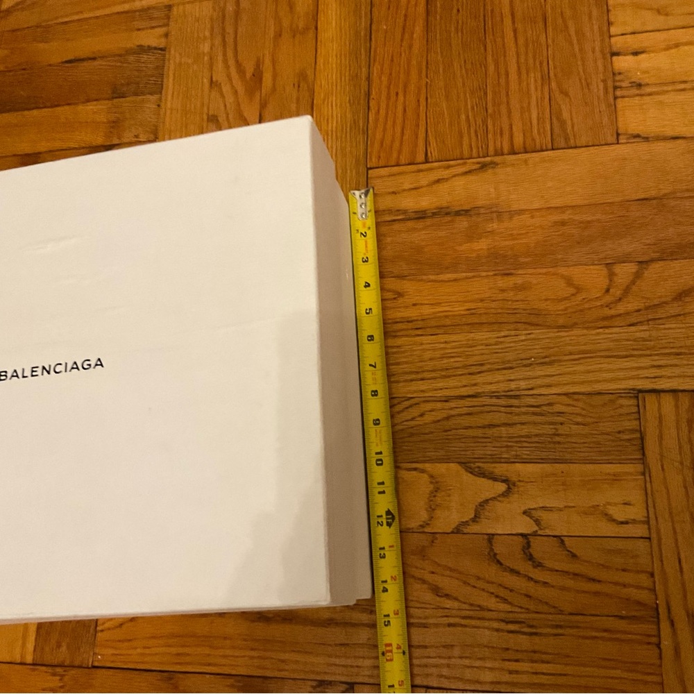 Balanciaga boxes - Picture 5 of 11